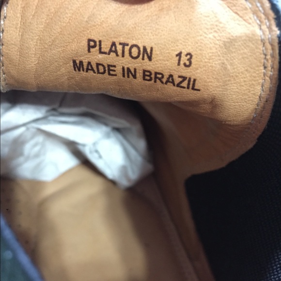 *Brand new in box* Donald/Pliner Black suede shoes - Picture 3 of 3